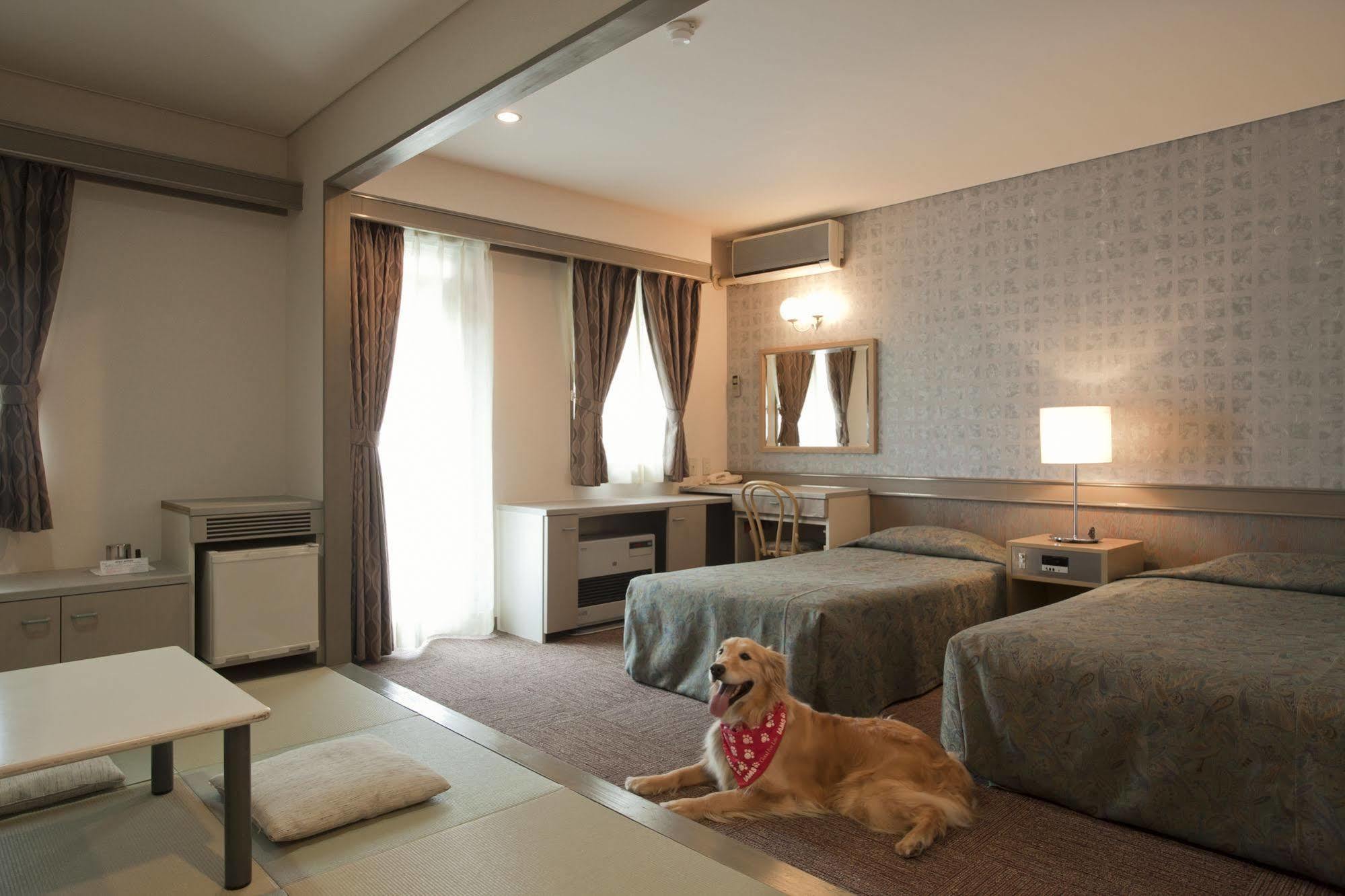 Hotel Soyokaze Каруїдзава Екстер'єр фото